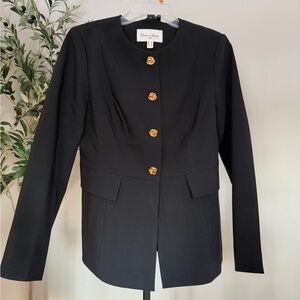 NWOT Black Buttoned Women's Collarless Blazer/Jacket